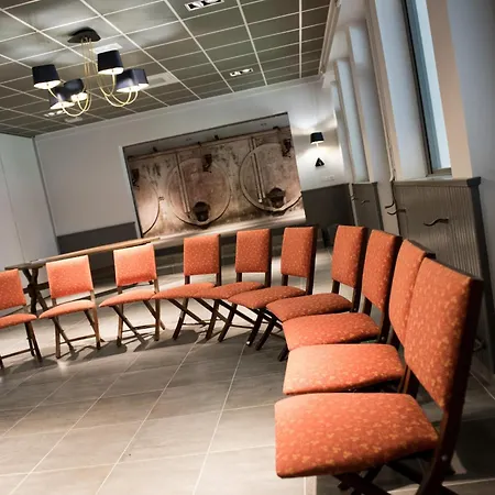 Hotel Armes De Champagne