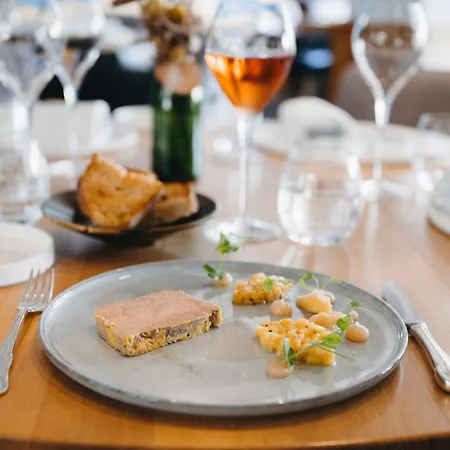 Armes De Champagne & 4*