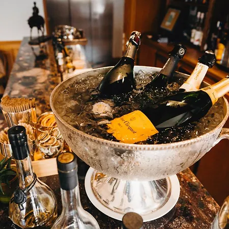 Hotel Armes De Champagne