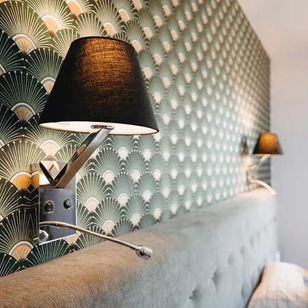 Hotel Armes De Champagne 4*