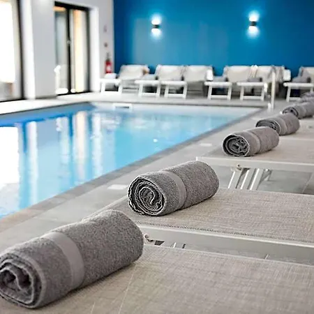 Hotel Armes De Champagne &