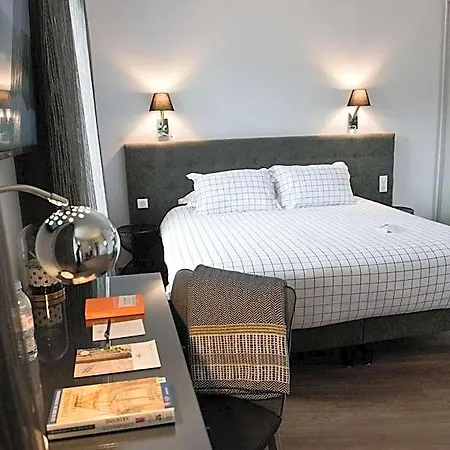 Armes De Champagne & 4*