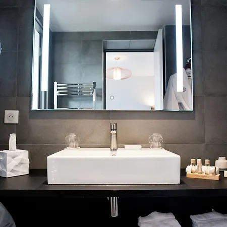 Armes De Champagne & Отель 4*