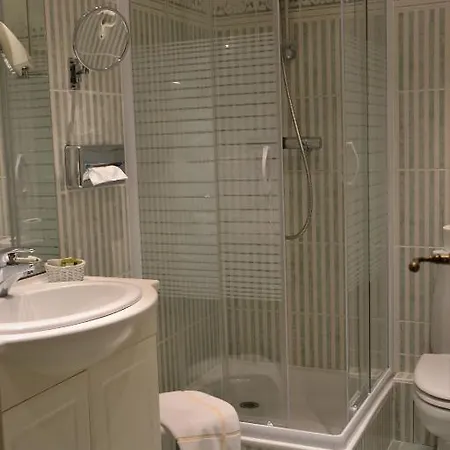 Armes De Champagne & 4*