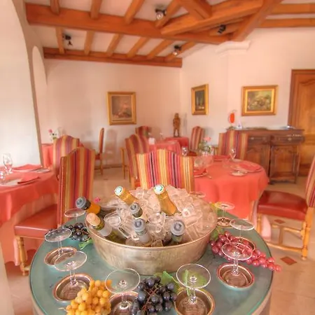 Armes De Champagne & Hotel Châlons-en-Champagne