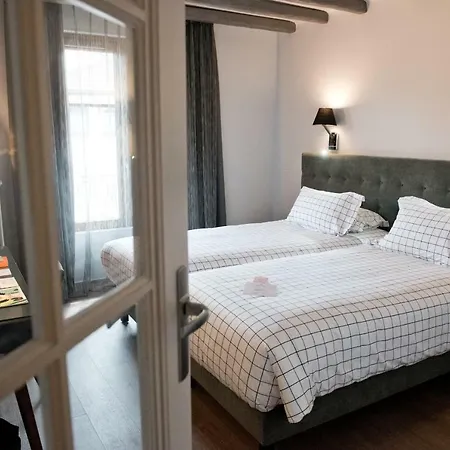 Hotel Armes De Champagne &