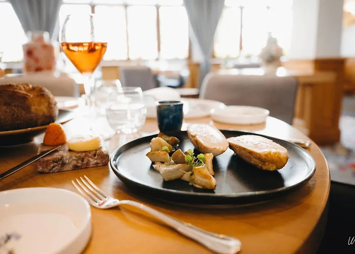 Armes De Champagne & Hotel 4*