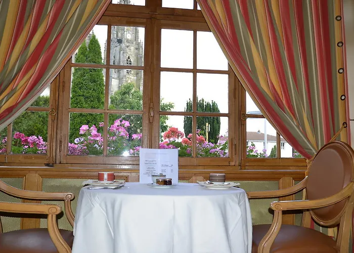 Armes De Champagne & Hotel Châlons-en-Champagne